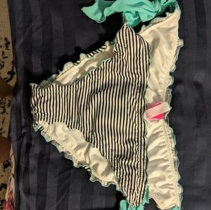 Victoria secret bikini bottoms